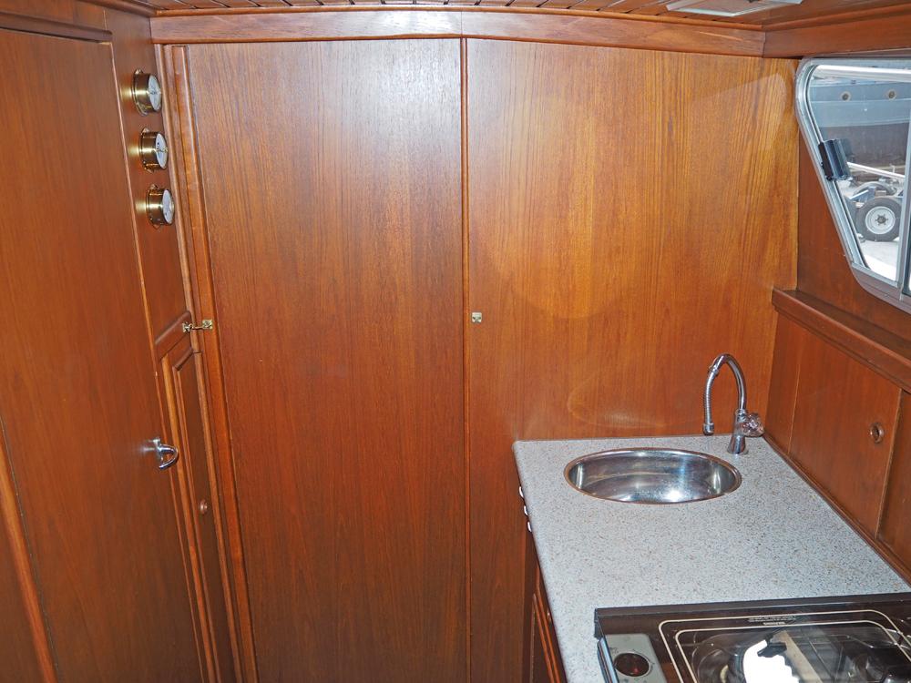 Fore ship, Accommodation